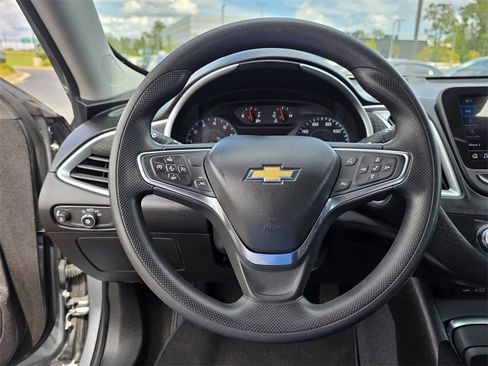 Used 2024 Chevrolet Malibu LT image 21