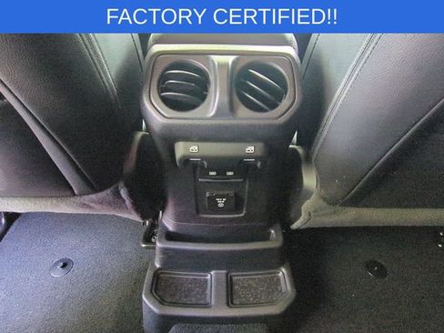 Used 2021 Jeep Wrangler Unlimited Sahara AWD/4WD image 29