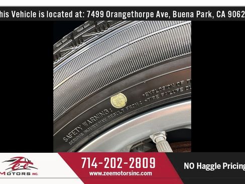 Used 2015 Toyota Yaris LE image 43