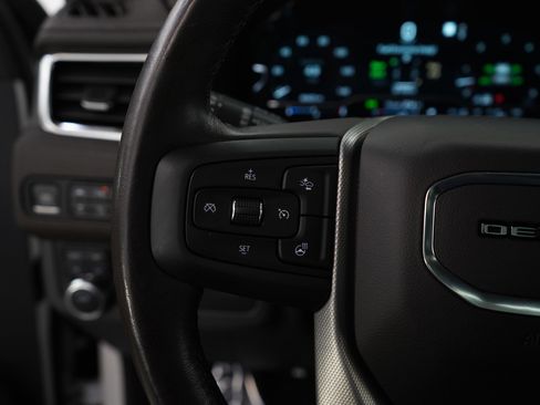 Used 2022 GMC Yukon Denali image 19
