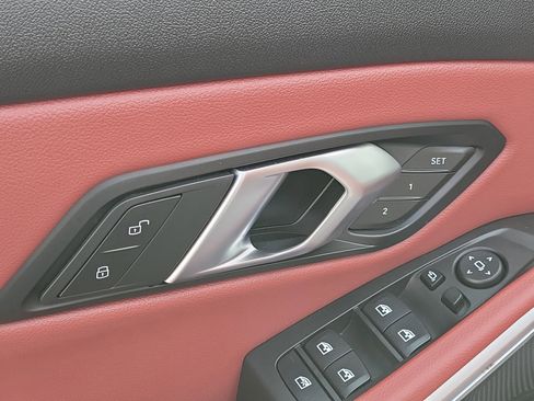 Used 2025 BMW 330i xDrive Sedan image 19