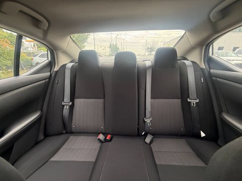 Used 2025 Nissan Sentra SV FWD image 37