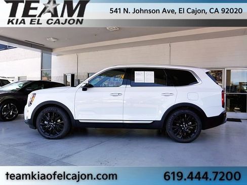 Certified 2022 Kia Telluride SX w/ Towing Package FWD image 6