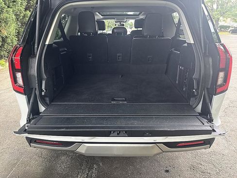 Used 2025 Ford Expedition Max Platinum AWD/4WD image 24