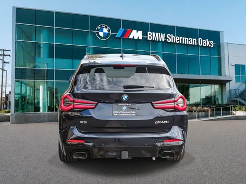 Used 2023 BMW X3 M40i w/ Parking Assistance Package AWD/4WD image 5