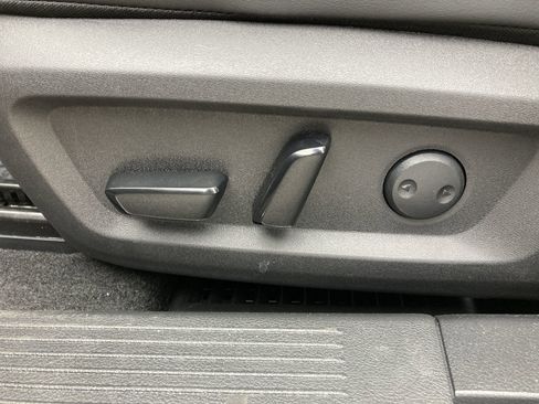 Used 2023 Nissan Rogue Platinum w/ Platinum Premium Package image 14