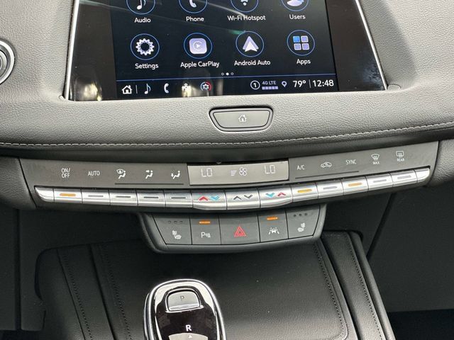 Certified 2023 Cadillac XT4 Luxury w/ Cold Weather Package AWD/4WD image 5