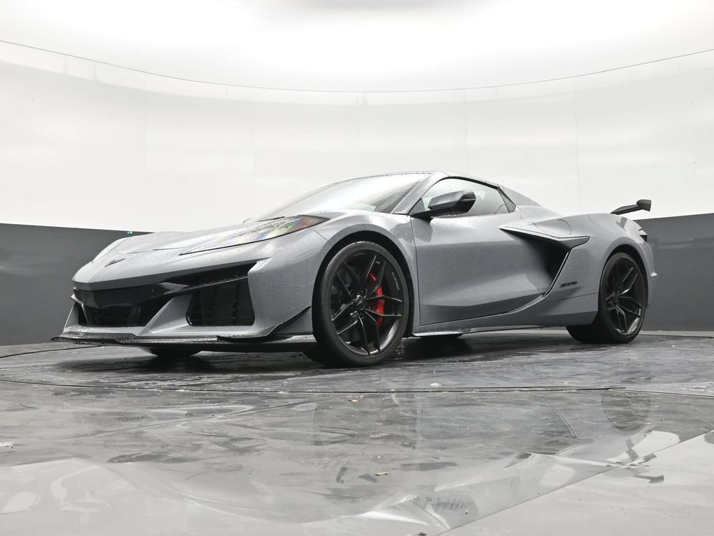 Used 2025 Chevrolet Corvette Z06 w/ Z07 Performance Package RWD image 19