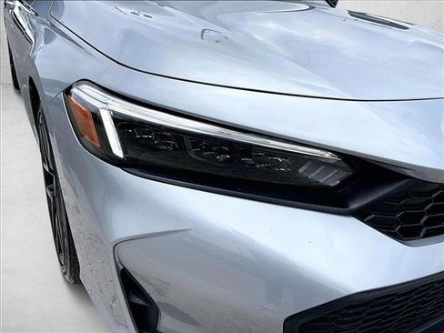 Used 2025 Honda Civic Sport image 30