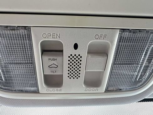 Used 2012 Honda CR-V EX-L image 31