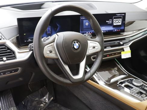 Certified 2026 BMW X7 xDrive40i image 7