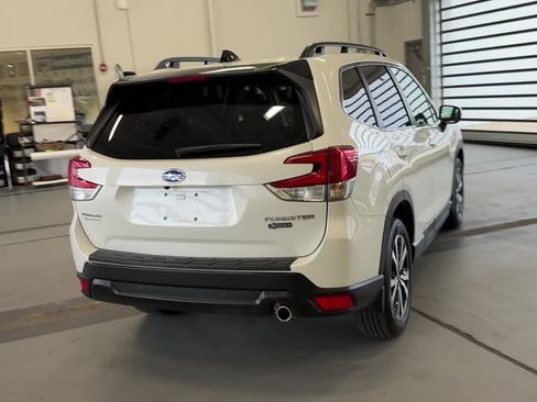 Used 2024 Subaru Forester Limited AWD/4WD image 12