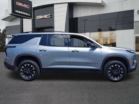 Used 2026 Chevrolet Traverse Z71 AWD/4WD image 25