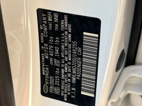 New 2025 Hyundai Elantra SEL image 22