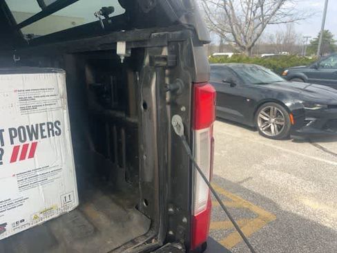 Used 2017 Ford F350 Lariat w/ Lariat Ultimate Package image 9