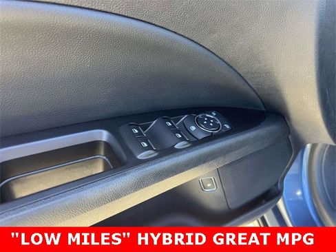 Used 2019 Ford Fusion SEL image 17