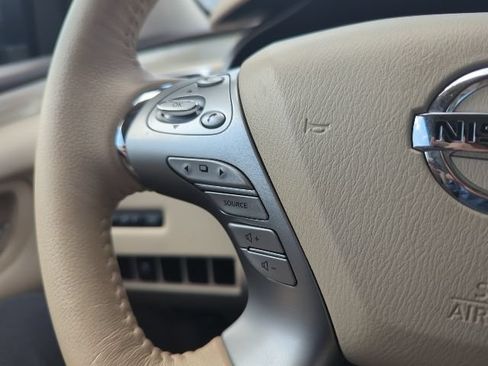 Used 2018 Nissan Murano SV FWD image 8