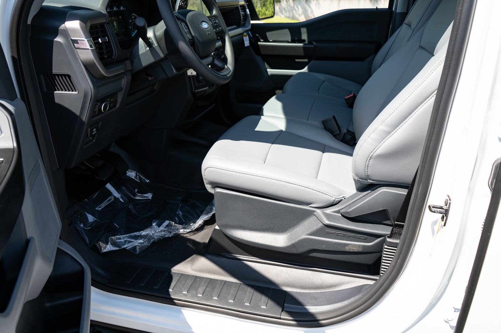New 2026 Ford F150 XL RWD image 17