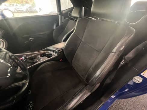 Used 2022 Dodge Challenger GT w/ Plus Package image 36