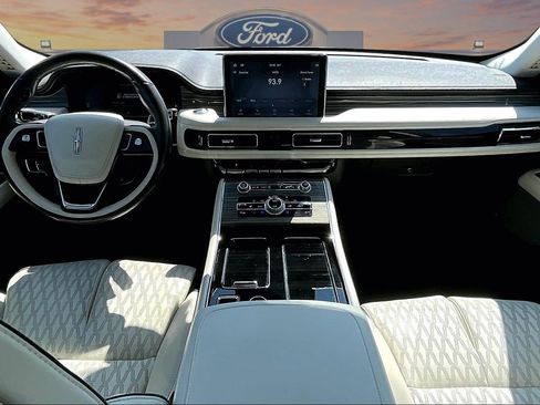 Used 2020 Lincoln Aviator Black Label w/ Dynamic Handling Package AWD/4WD image 15