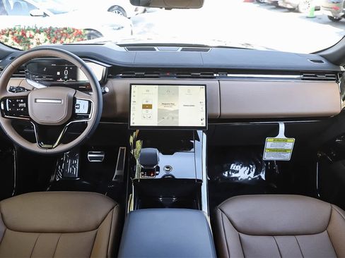 New 2026 Land Rover Range Rover Sport Dynamic SE image 12