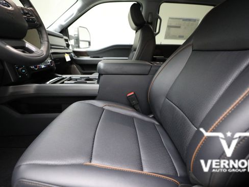 New 2026 Ford F250 Lariat image 10