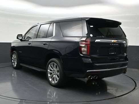 Used 2021 Chevrolet Tahoe Premier w/ Premium Package RWD image 3