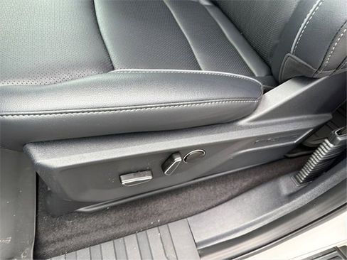 New 2025 Ford F150 Lariat w/ Equipment Group 502A High image 26