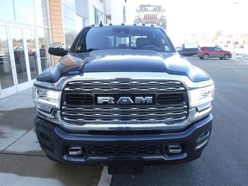 Used 2020 RAM 3500 Limited image 8
