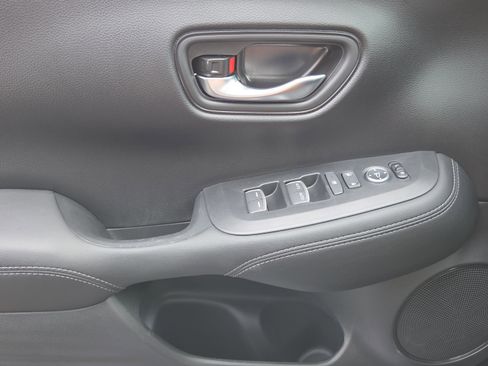 New 2026 Honda HR-V EX-L image 17