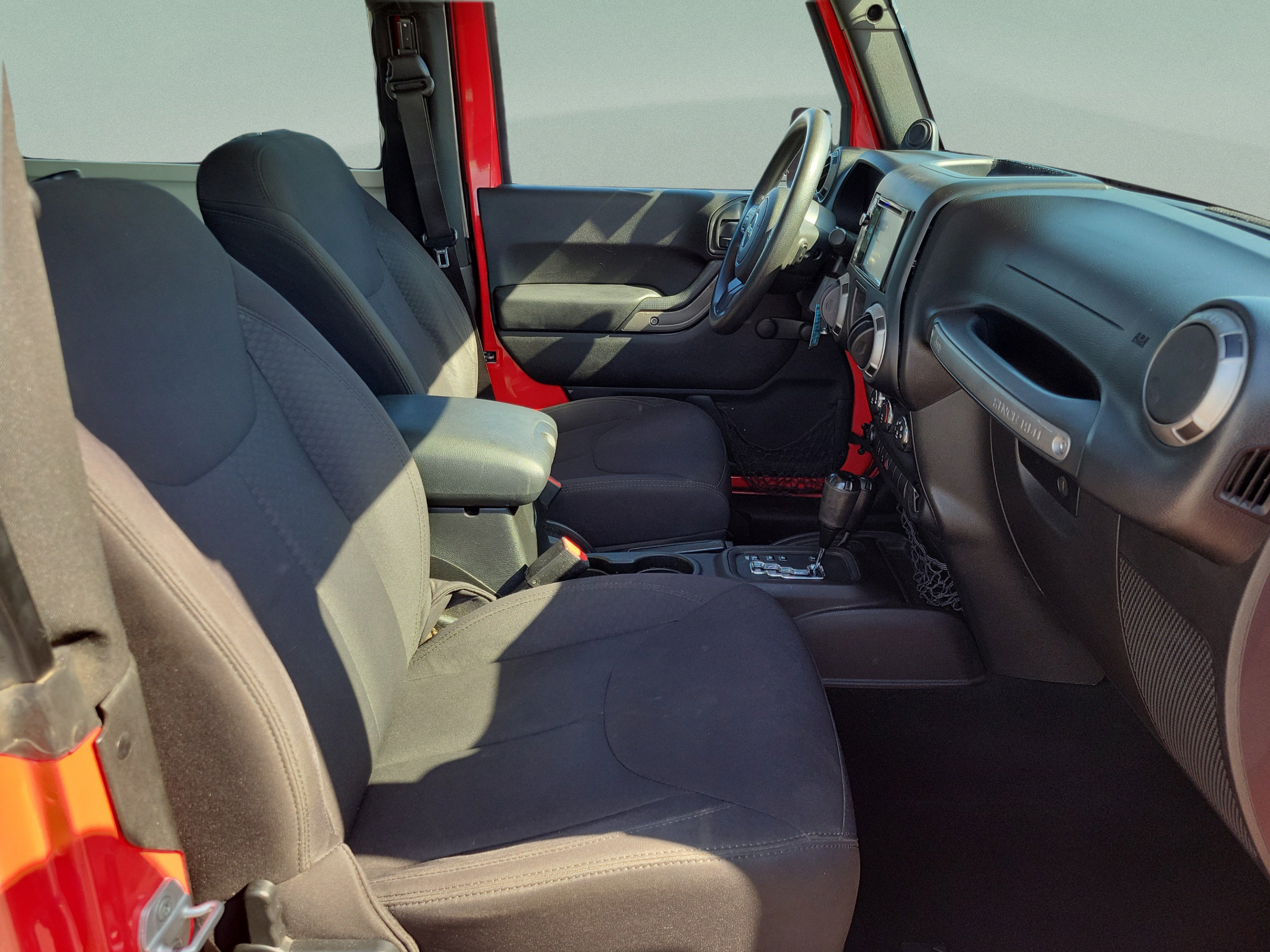 Used 2013 Jeep Wrangler Sport AWD/4WD image 27