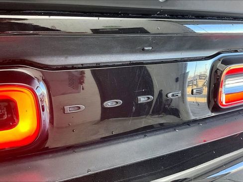 Used 2021 Dodge Challenger R/T w/ Blacktop Package image 42