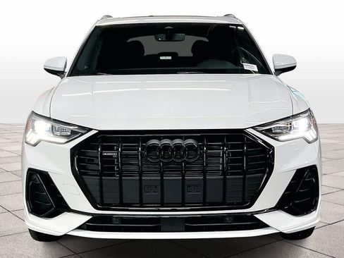 Certified 2025 Audi Q3 2.0T Premium w/ Convenience Package image 3