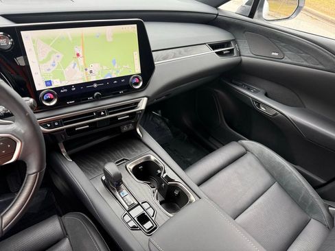 Used 2024 Lexus RX 350 AWD w/ Convenience Package image 37