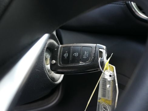 Used 2023 Hyundai Santa Fe SE AWD/4WD image 16