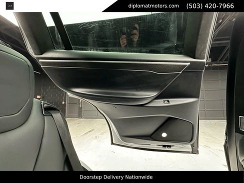 Used 2017 Tesla Model X 75D image 35