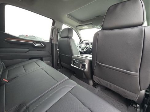 Used 2025 GMC Sierra 1500 Denali image 18