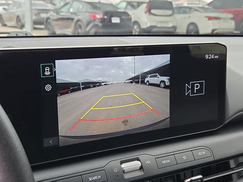 Used 2025 Kia K4 FWD image 25