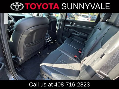 Used 2025 Kia Sorento S w/ Panoramic Sunroof Package FWD image 6