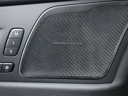 Used 2022 Volvo XC60 B6 Inscription w/ Advanced Package image 30