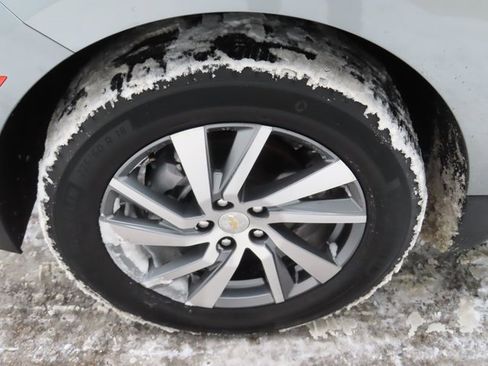 Used 2023 Chevrolet Equinox LT image 15