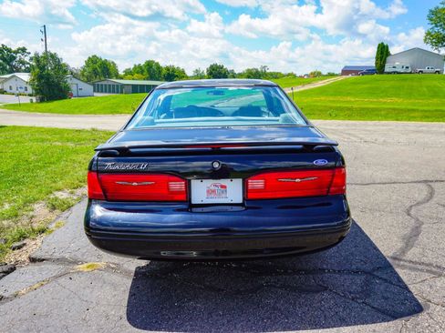 Used 1997 Ford Thunderbird LX RWD image 4