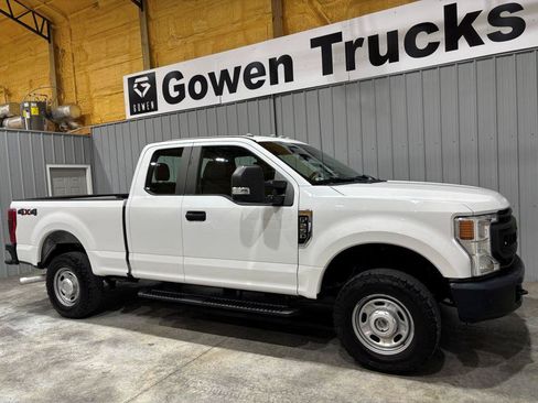 Used 2020 Ford F250 XL w/ Power Equipment Group AWD/4WD image 3