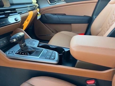New 2026 Kia Sportage X-Line w/ X-Line Technology Package image 19