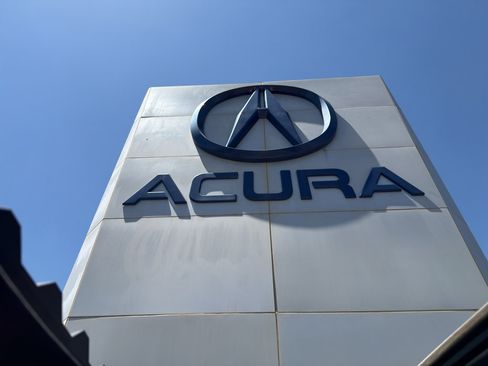 Certified 2019 Acura TLX V6 w/ Technology & A-SPEC Pkg AWD/4WD image 2