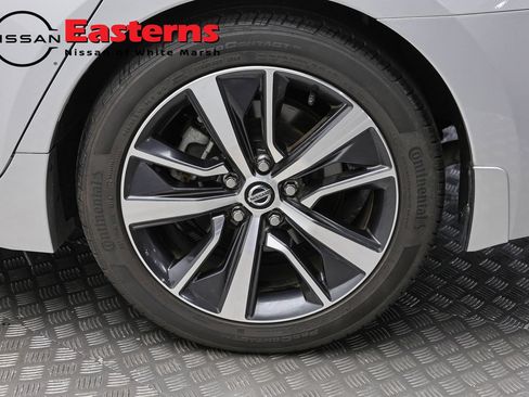 Used 2019 Nissan Maxima 3.5 SL w/ Floor Mat Group FWD image 8