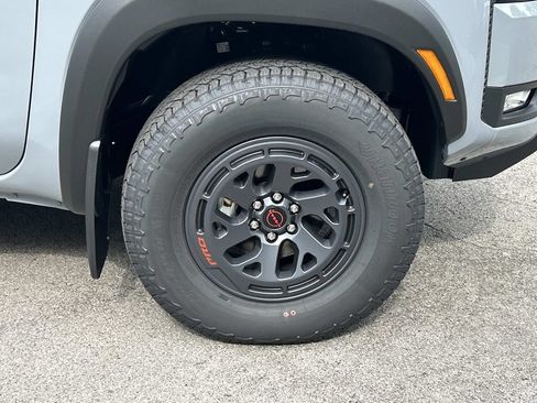 New 2026 Nissan Frontier PRO-4X w/ Pro Premium Package AWD/4WD image 9