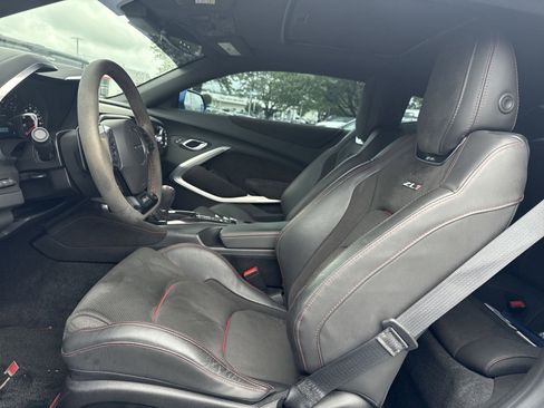 Used 2018 Chevrolet Camaro ZL1 RWD image 13