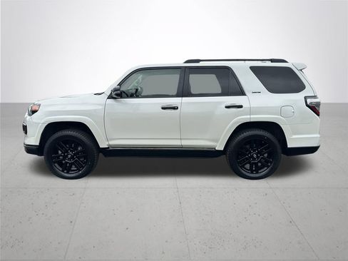 Used 2019 Toyota 4Runner Limited AWD/4WD image 10