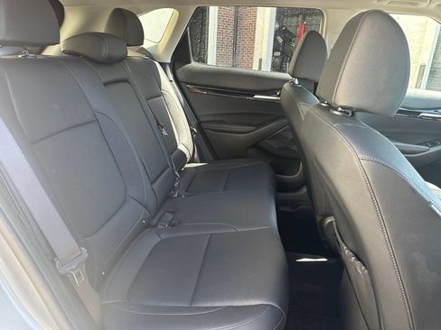 Used 2025 Kia Seltos EX w/ EX Sunroof Package AWD/4WD image 12